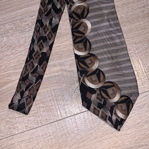 Screenplay by Martin Wong 100% silk office formal tie